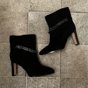 PAIGE Women’s Mason Chain Suede Booties in Black